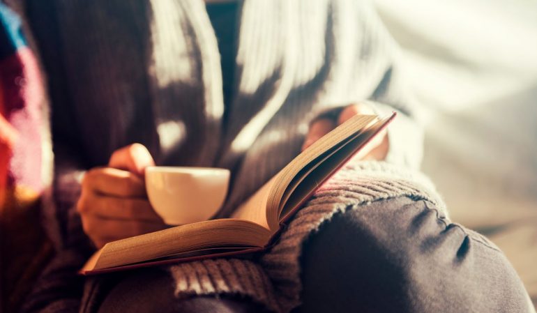 5 Health Benefits of Reading for Remote Workers